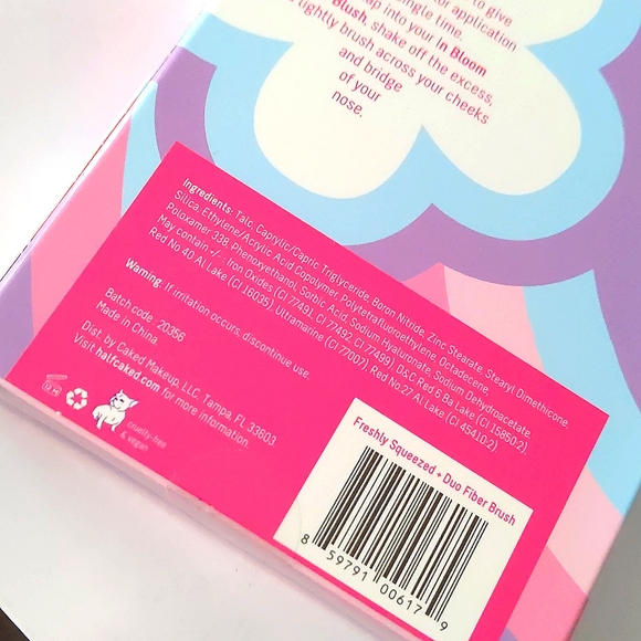 Half Caked In Bloom Blush and Duo Fiber Brush Set in shade Freshly Squeezed - Picture 10 of 12